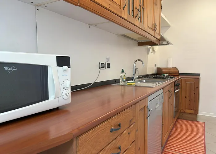 Flat Belpoggio 13